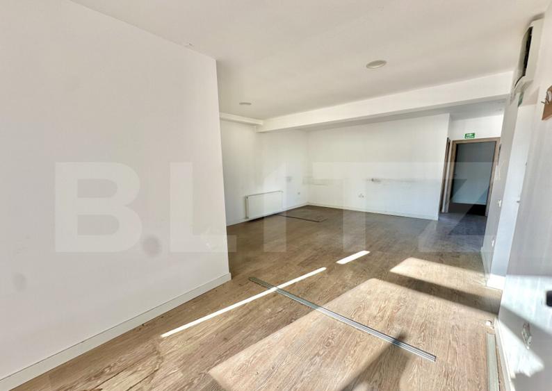 Spatiu de inchiriat, 66 mp, zona Cetate - 2