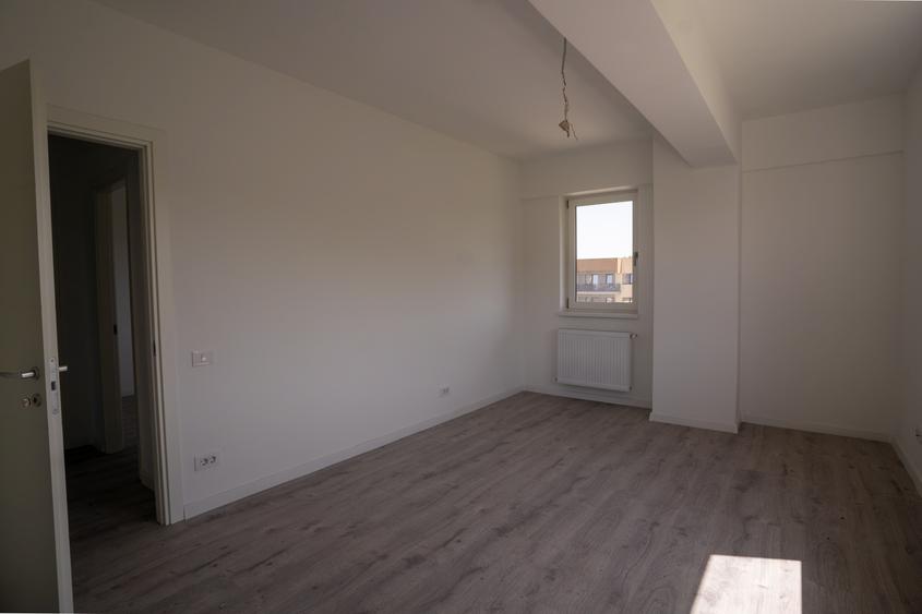 PROPRIETAR: Apartament 3 camere și 2 băi, complet echipat - bloc nou, intabulat - 3