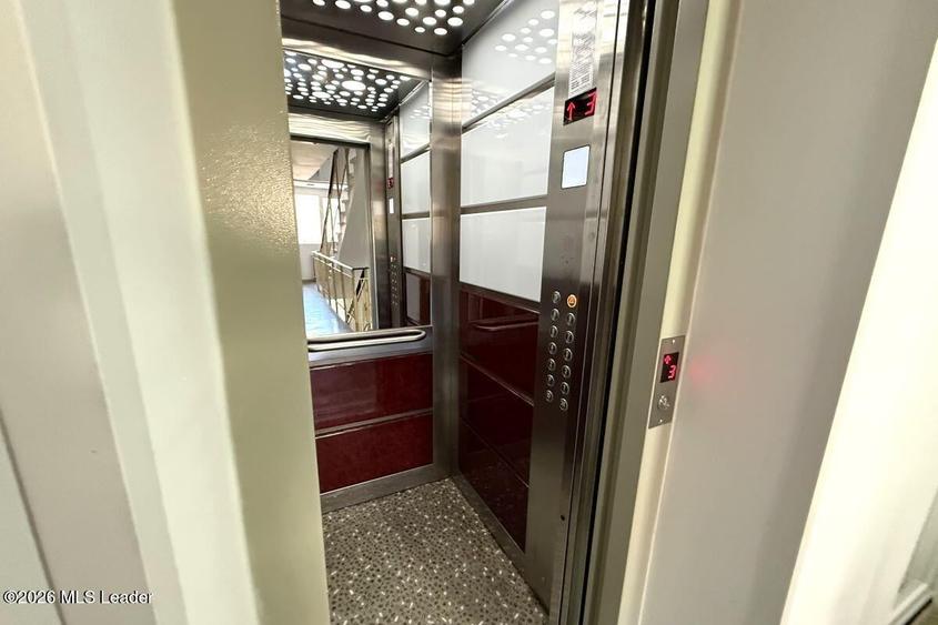 Prelungirea Ghencea - 50 mp, Etaj 3, amenajat, 3 minute de metrou - 10