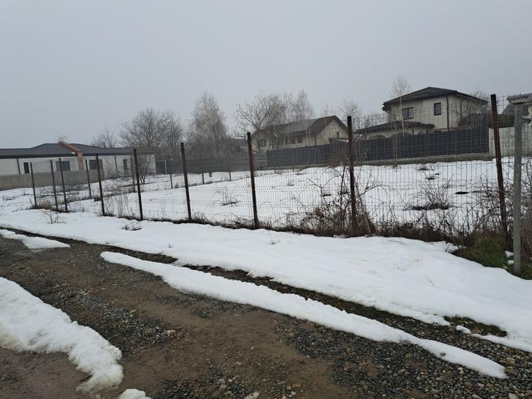 Vand teren Corbeanca,sat Ostratu - 1