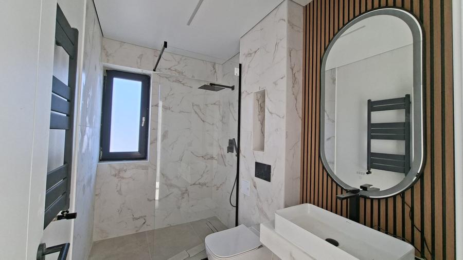 Apartament cu o camera, decomandat,41 mp, gradina 104 mp, centru/Palas/Iulius - 15