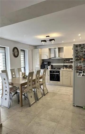 GIROC - Casa - 4 Camere - 2 Terase - Pod - Gradina amenajata - 2