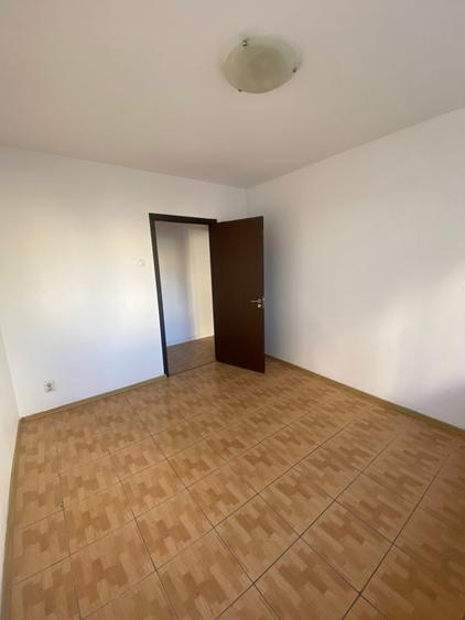 4 camere | Complex Apusului | parter inalt | bloc anvelopat | Luminos - 6