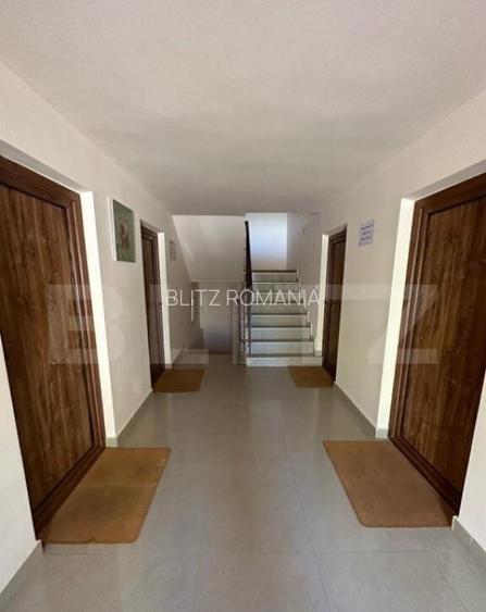 Pensiune 12 camere, 429mp, Busteni, zona Zamora