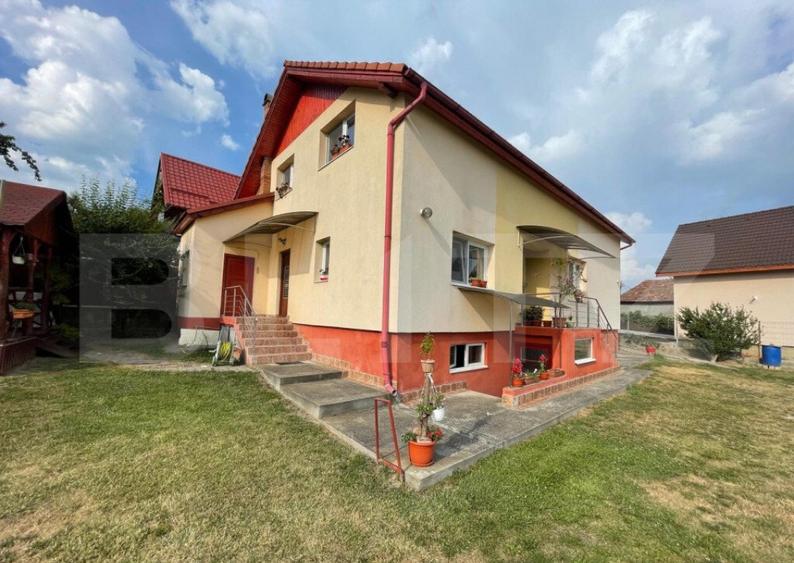 Casa cu 240 mp 8 camere cu teren 11 ari in Corunca - 11