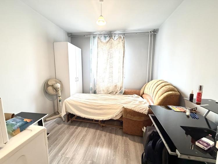 Garsoniera renovata, 15 mp utili, etaj 3, renovata - Zona AEM - 1