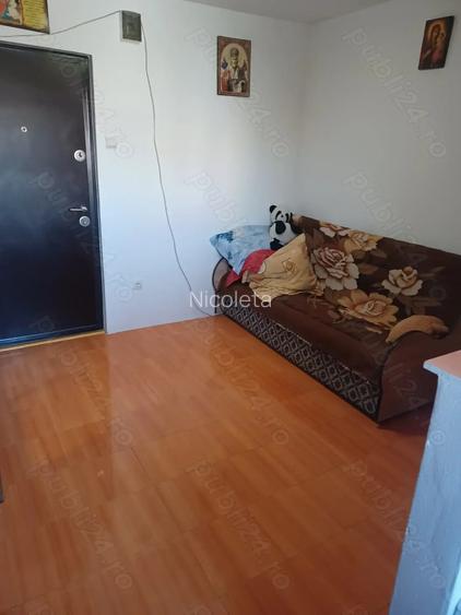 Garsoniera Zona Aparatorii Patriei 5 minute de metrou