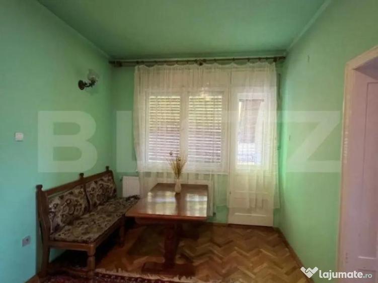 Casa 274 mp, teren 443 mp, zona centru LIVADA, pretabila si - 7