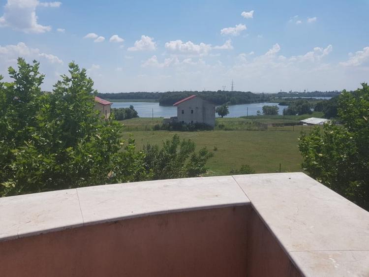 OCAZIE, VAND VILA  DE LUX 860 MP UTILI SI 1230 MP TEREN LANGA LACUL CERNICA - 7