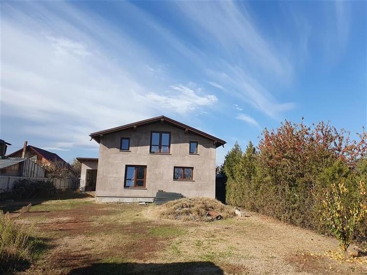 Vila in Gugesti P+M, cu 1000 mp teren intravilan - 1