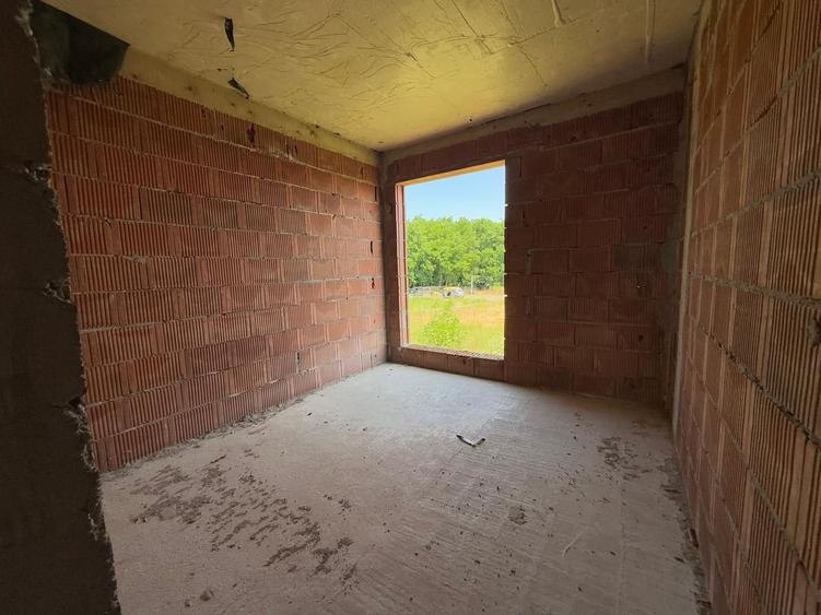 Duplex la rosu zona linistita - Dumbravita - 1