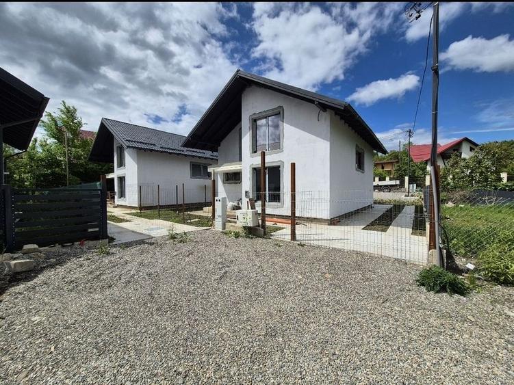 2 Vile/Case noi, de v&acirc;nzare la munte in loc. Breaza - Prahova - 20