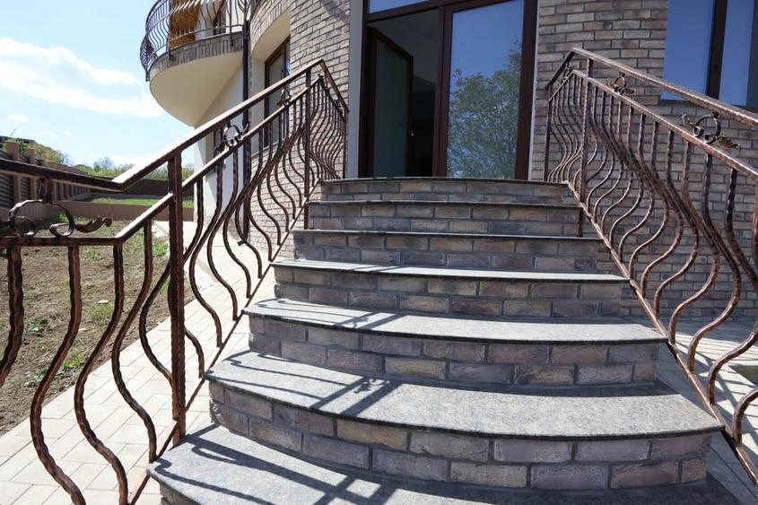 Vila finalizata, disponibila cu 600 sau 1000 mp teren, Rediu, IASI - 5