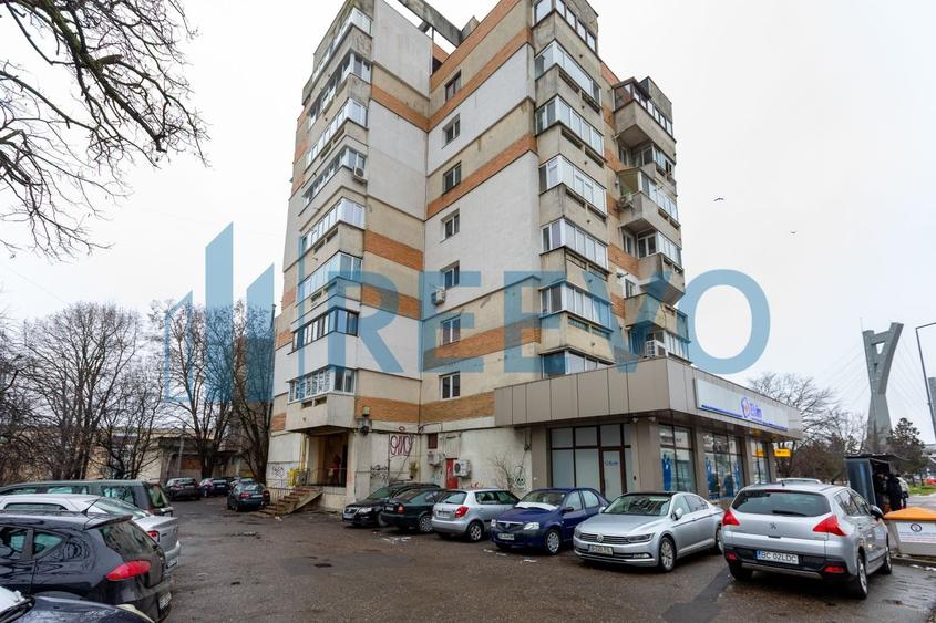 Apartament 4 camere, et. 1, str. 9 Mai, Bacău - 1