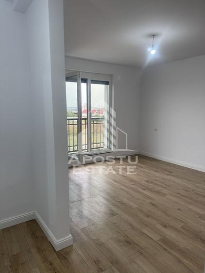 Duplex  despărțit prin garaj și camera tehnică în Giarmata - 17