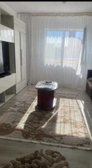 vânzare garsonieră zona cet mobilată utilată 21 mp - 1