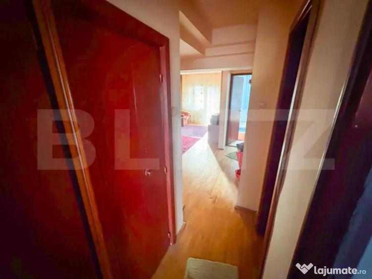 Apartament cu 4 camere, decomandat, zona Decebal - 4