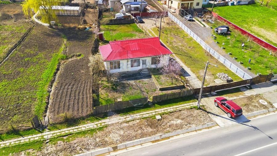 Casă / Vilă cu 5 camere de vânzare - 3