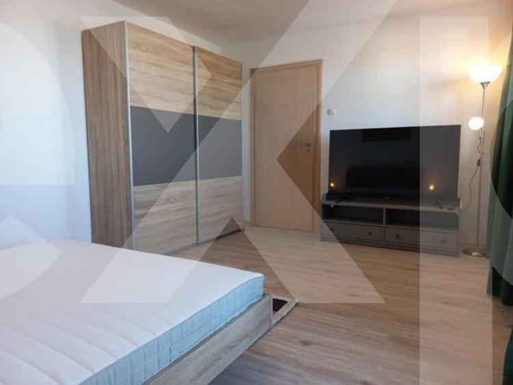 PIATA VICTORIEI, garsoniera de inchiriat la 3 min de metrou- vedere panoramica - 3