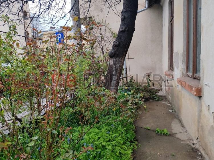 Vanzare casa individuala renovabila 166 mp - curte 191 mp - Serban Voda, Tineret - 4