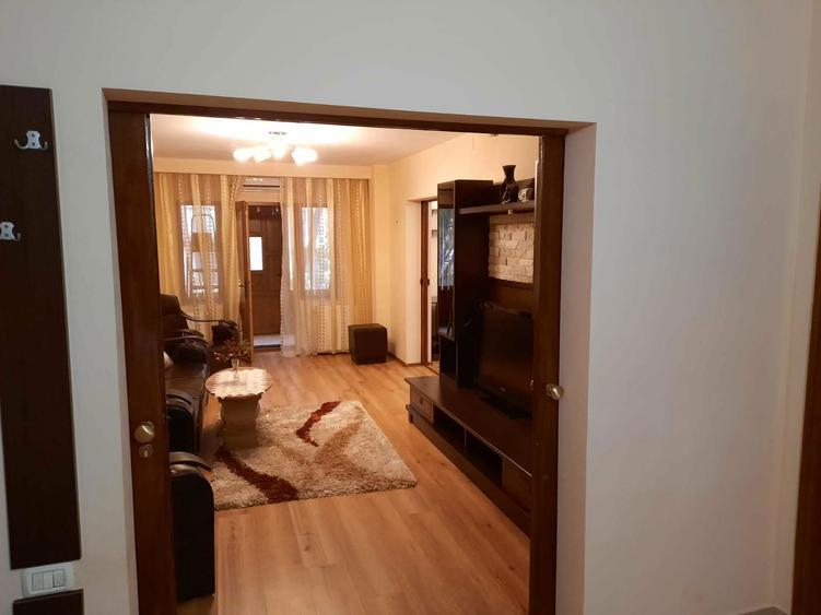 Inchiriez apartament 3camere, 2bai, loc parcare, zona City Mall - 1