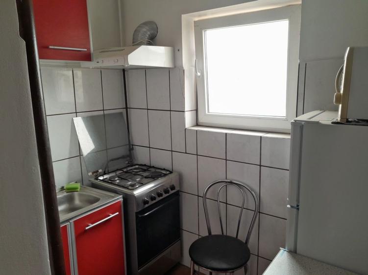 Inchiriez garsoniera Arad,str 6 Vanatori, - 4