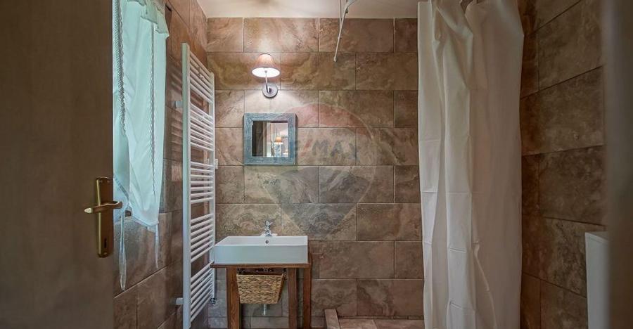 De vanzare Casa Margo - Cheile Ra?noavei - oportunitat... - 9