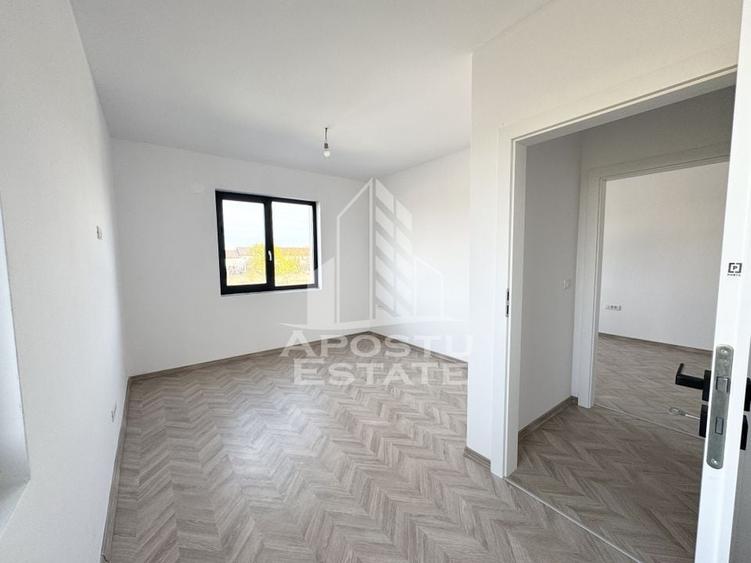 Duplex cu 5 camere, despartit prin camera tehnica, finalizat la asfalt - 31