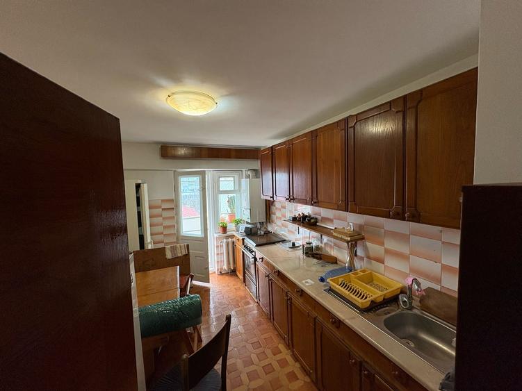 Apartament 3 camere central - boxa - garaj - 2