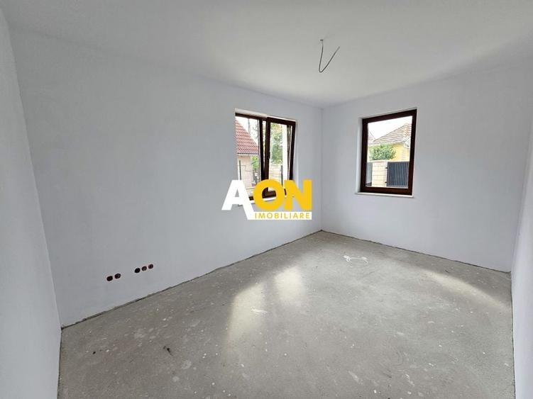 Casa semifinisata, 4 camere, 392 mp teren,  Barabant - 10