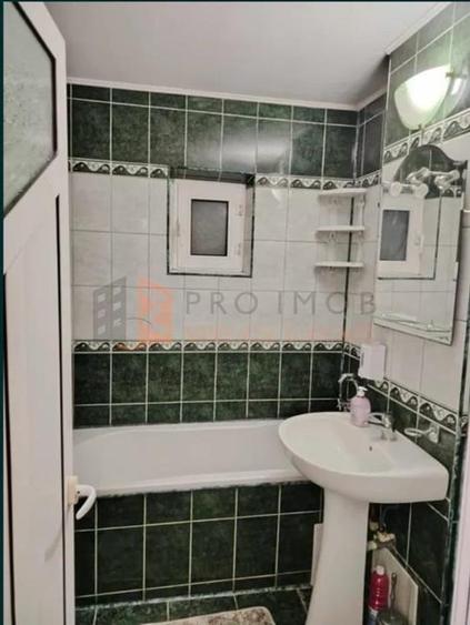 Apartament 2 camere decomandat zona Brosteni - 7