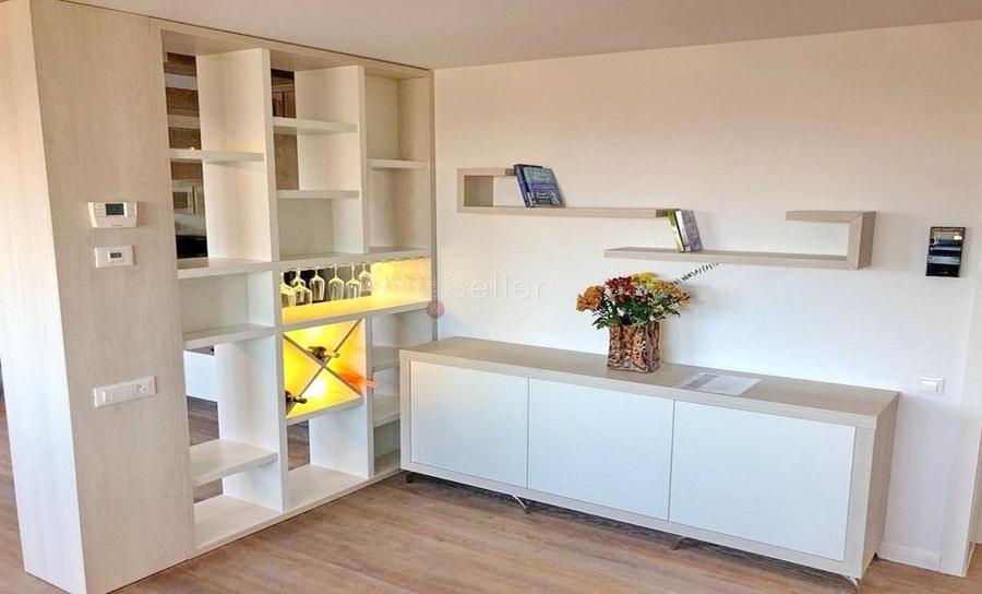 Priveliste Panoramica Spre Oras Si Masivul Tampa - 15