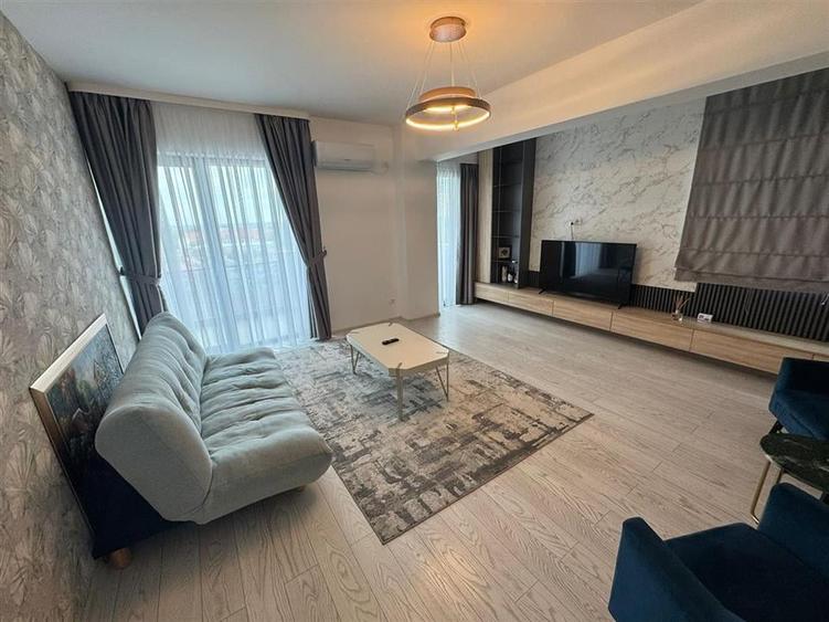 Penthouse 100 mp, mobilat  bloc nou, ultracentral, comision 0% - 8