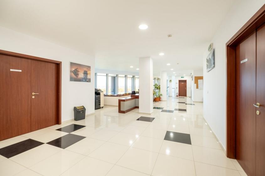 Spatiu birouri si logistica – in cladirea Volvo&Renault Trucks Timis - 11