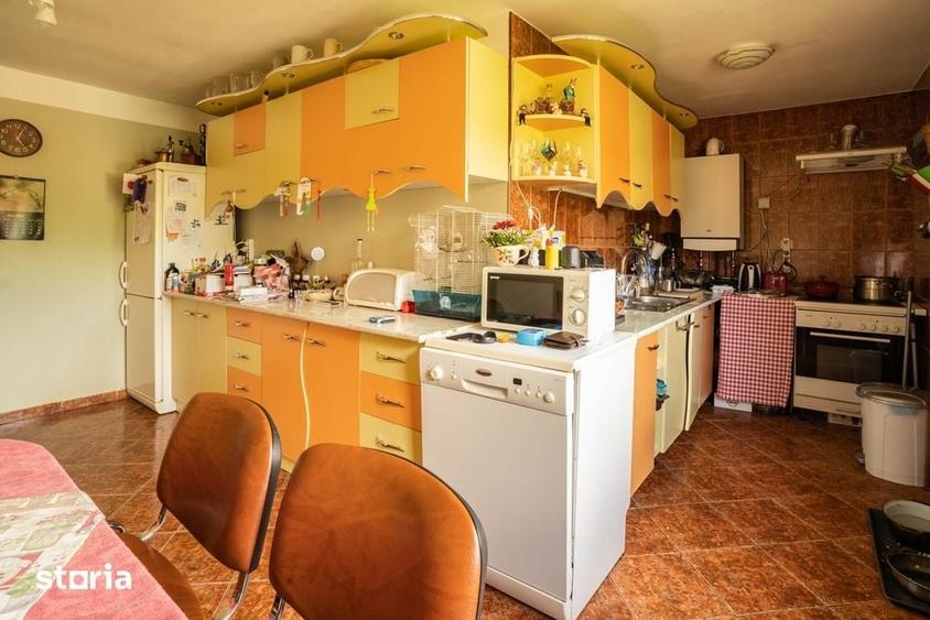 Casă cu Teren 556 Mp în Cernatu