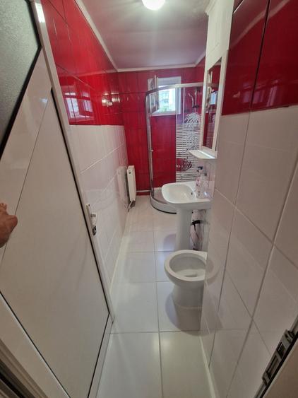 Proprietar vand apartament in Baicoi,zona blocuri Liliesti! - 4