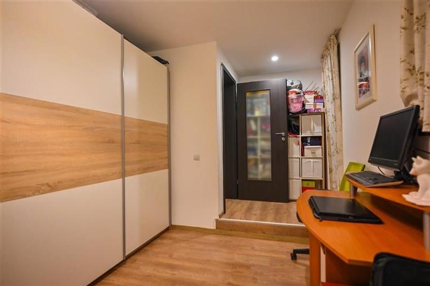 FILM&3D! Resedinta notabila, in pretiosul areal:Drumul Poienii,Centru Istoric Me - 35