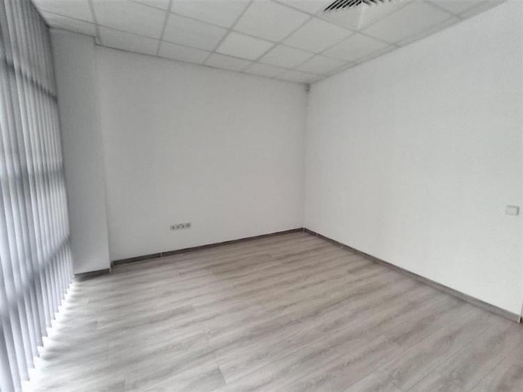 Spatiu comercial 200mp zona Centrala - 1