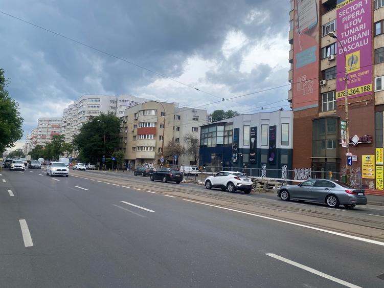 Spatiu comercial de inchiriat pe Bulevardul Ion Mihalache 60-62, Bucuresti - 4