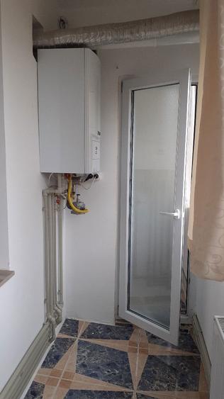 Inchiriez apartament 2 camere zona City Mol, piata Tomis III - 1