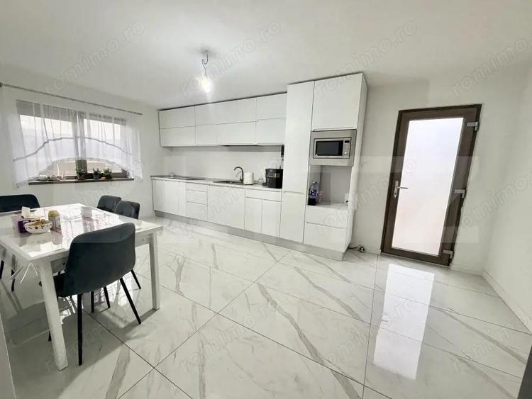 Casa individuala,4 dormitoare,teren 611 mp,Vintu de Jos - 6
