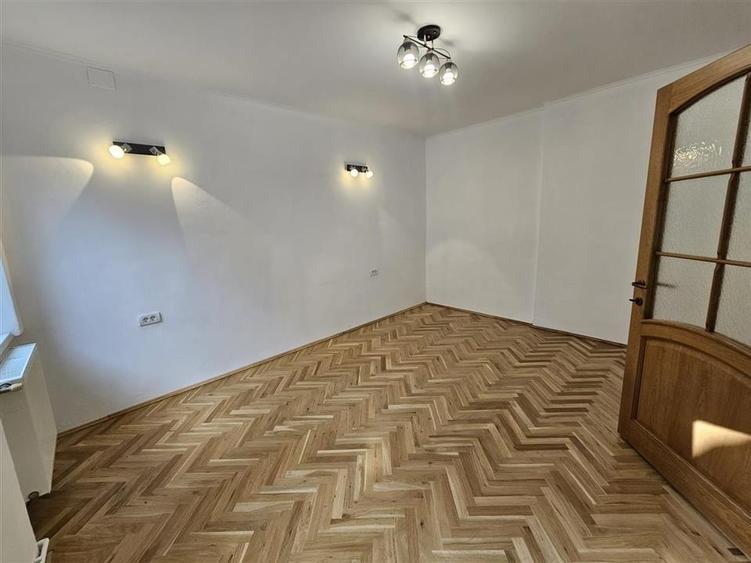 Apartament 2 camere in casa cu gradina CENTRU - 9