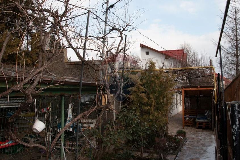 De vanzare casa 7 camere, 306 mp desfasurati parcul Rizer -comision 0% - 9