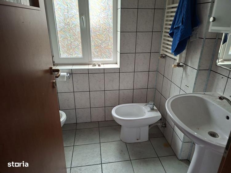 Central(zona Lic I.L.Caragiale),casa de vanzare - 13