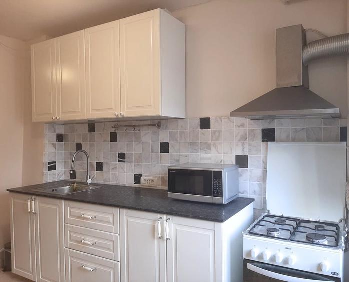 Brasov Vanzare 3 camere complet renovat zona pietonala Racadau - 5