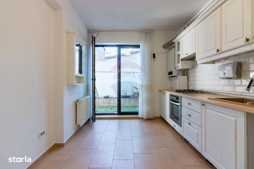 Apartament cu 3 camere, mobilat în Dămăroaia