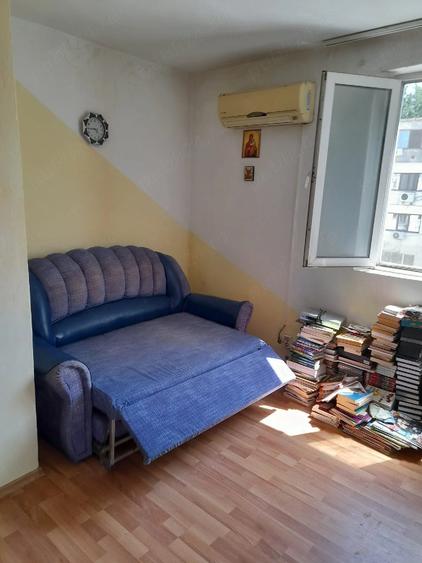 Apartament cu 3 camere nedecomandat în 5 Călărasi