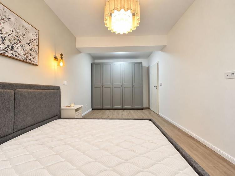 Apartament cu 2 camere semidecomandat, mobilat în Lipovei