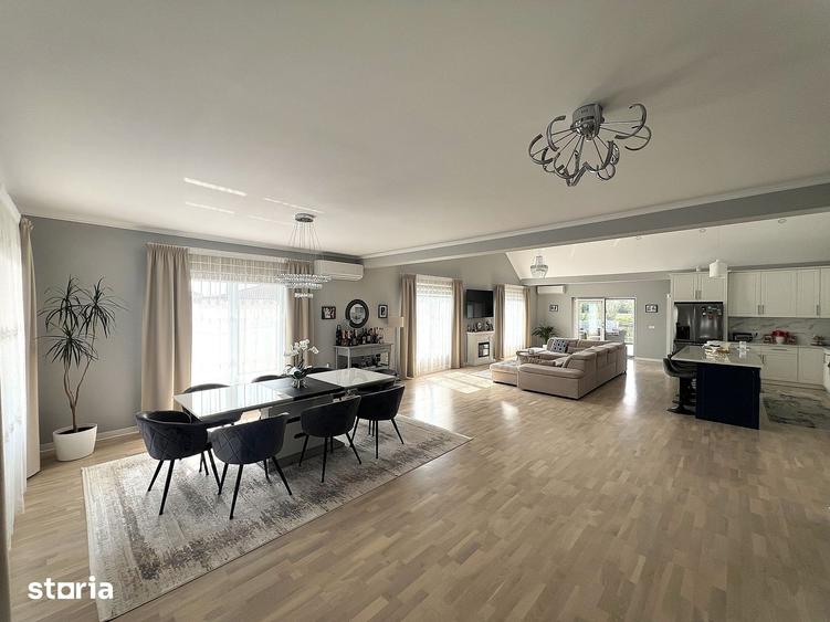 Casă cu 4 camere cu Teren 1500 Mp în Halmeu
