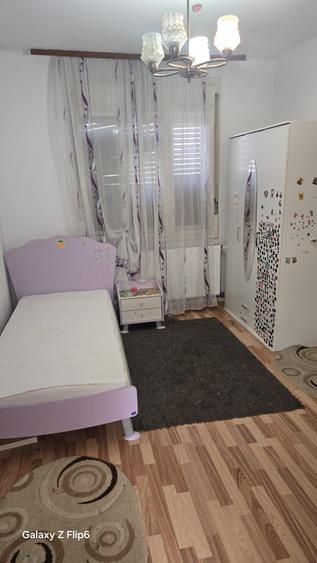 Casă cu 2 camere în Central